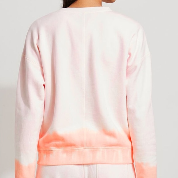 vineyard vines Dip Tie Dye Pink Crewneck - Picture 2 of 3